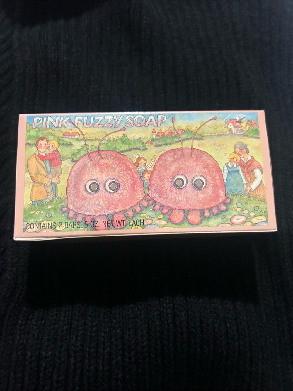 Mary Kay vintage Pink Warm Fuzzy Soap Set - 2 Bars New In Box